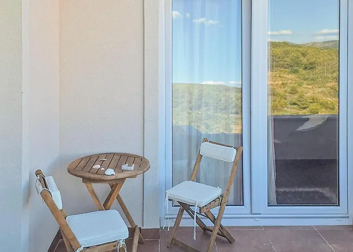 Three-bedroom In Novigrad Novigrad (Dalmatia)