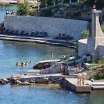 Three-bedroom In Novigrad