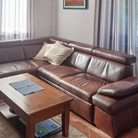 Tatil Evi Three-bedroom In Novigrad Novigrad (Dalmatia)
