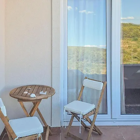 Three-bedroom In Novigrad Novigrad (Dalmatia)