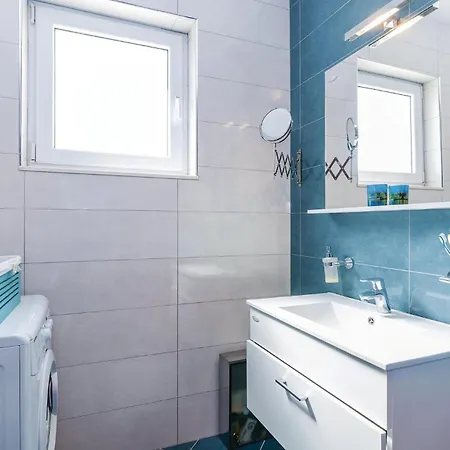 Three-bedroom In Novigrad