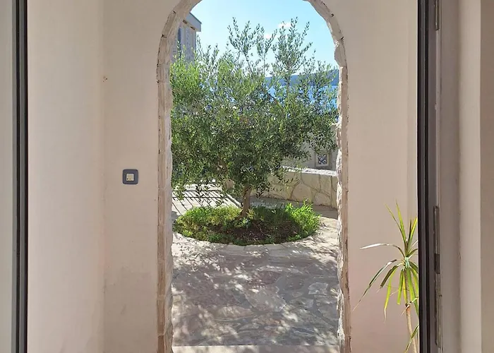 Three-bedroom In Novigrad Prázdninový dům Novigrad (Dalmatia)