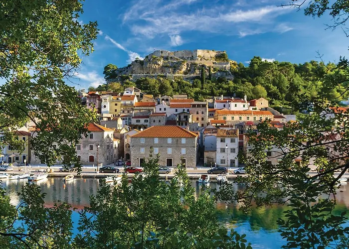 Vikendica Three-bedroom In Novigrad