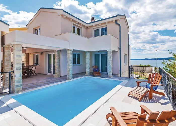 Three-bedroom In Novigrad Novigrad (Dalmatia)
